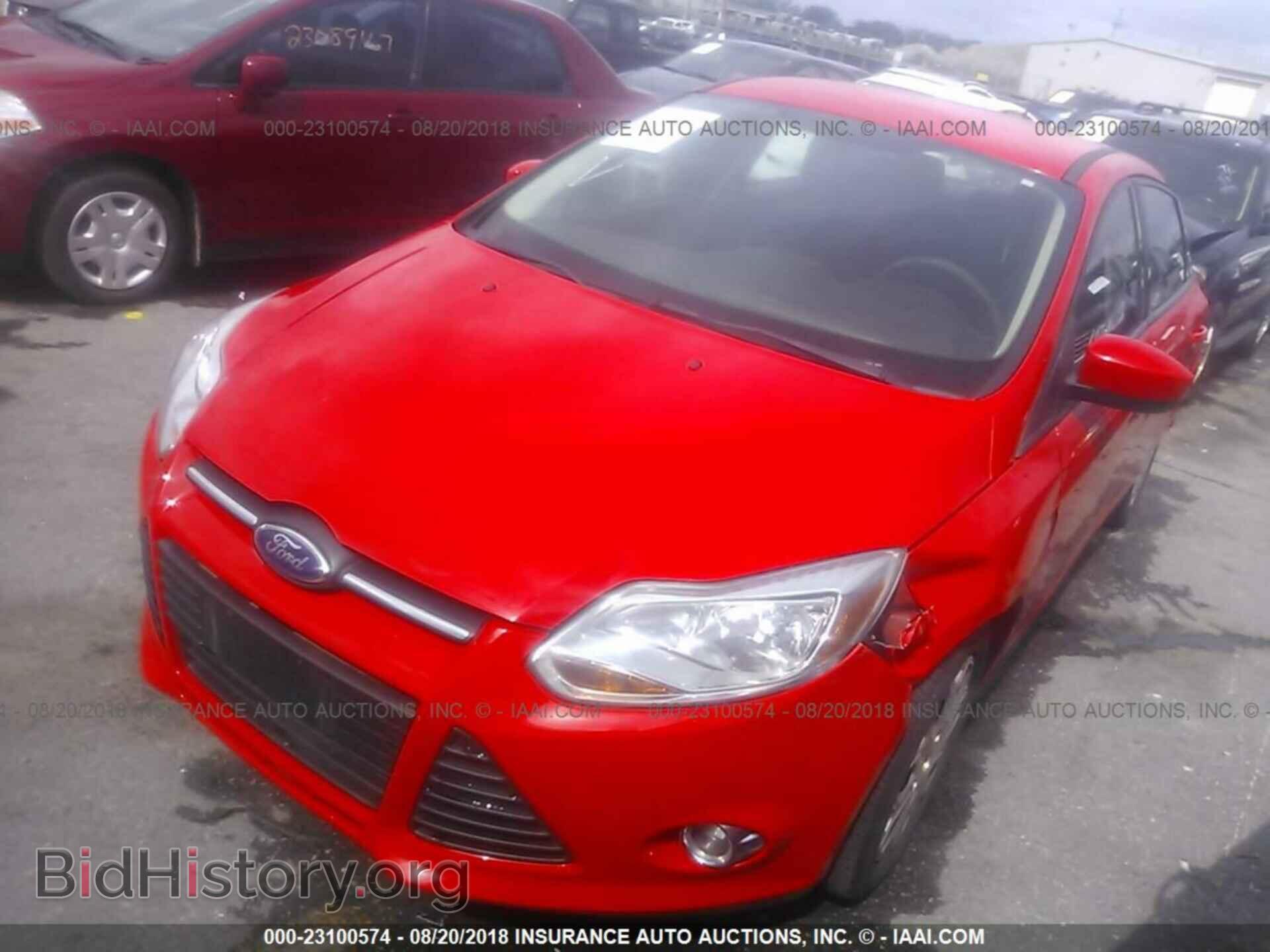 2012 Ford Focus - VIN: 1FAHP3F26CL112092 - Photo 2