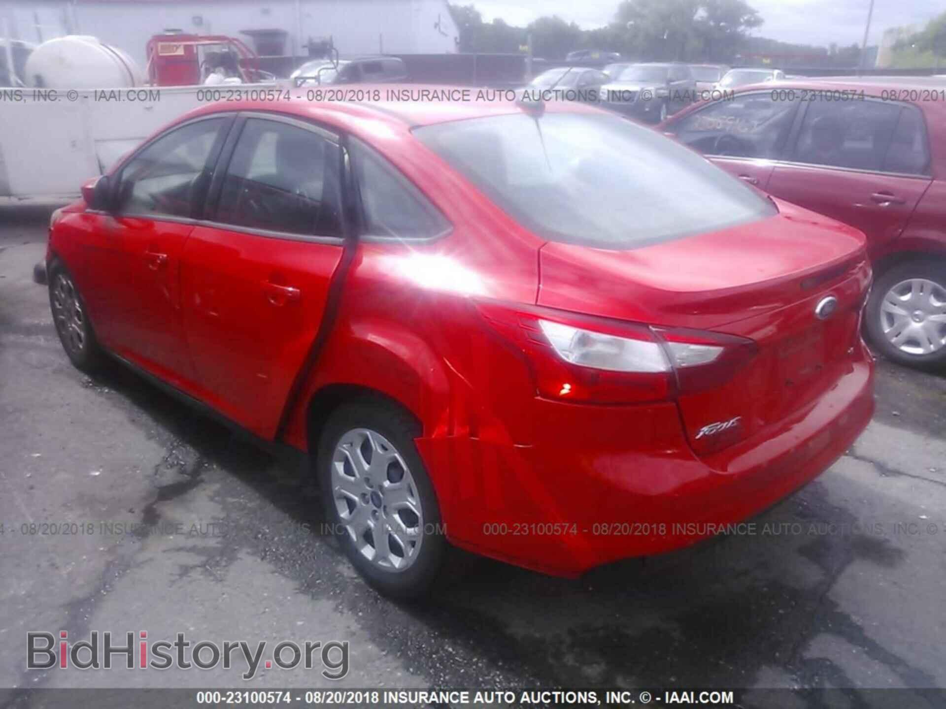 2012 Ford Focus - VIN: 1FAHP3F26CL112092 - Photo 3