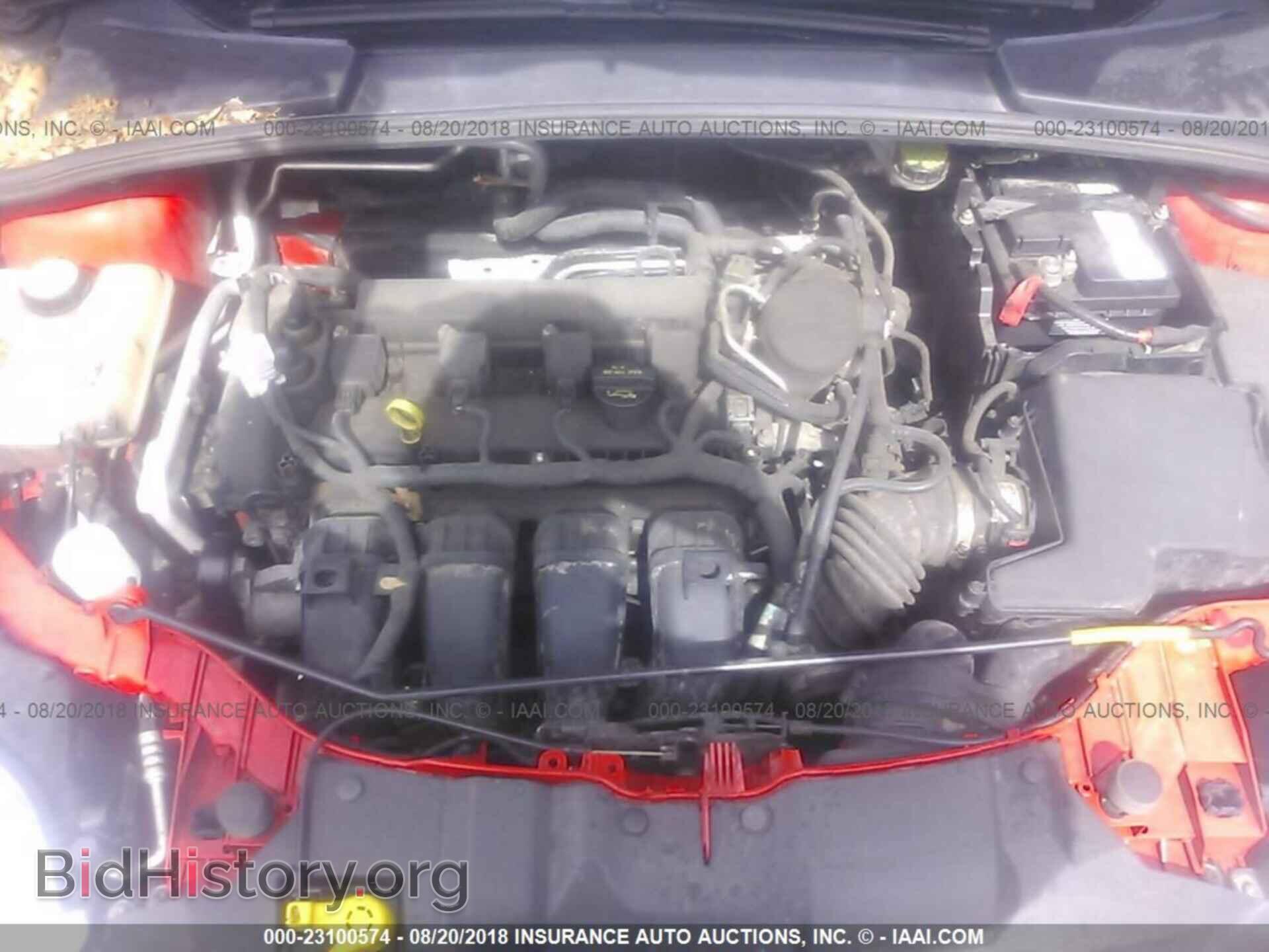 2012 Ford Focus - VIN: 1FAHP3F26CL112092 - Photo 10