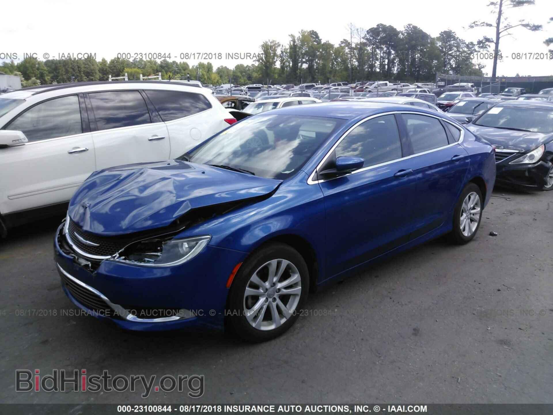 2015 Chrysler 200 - VIN: 1C3CCCAB7FN608930 - Photo 2