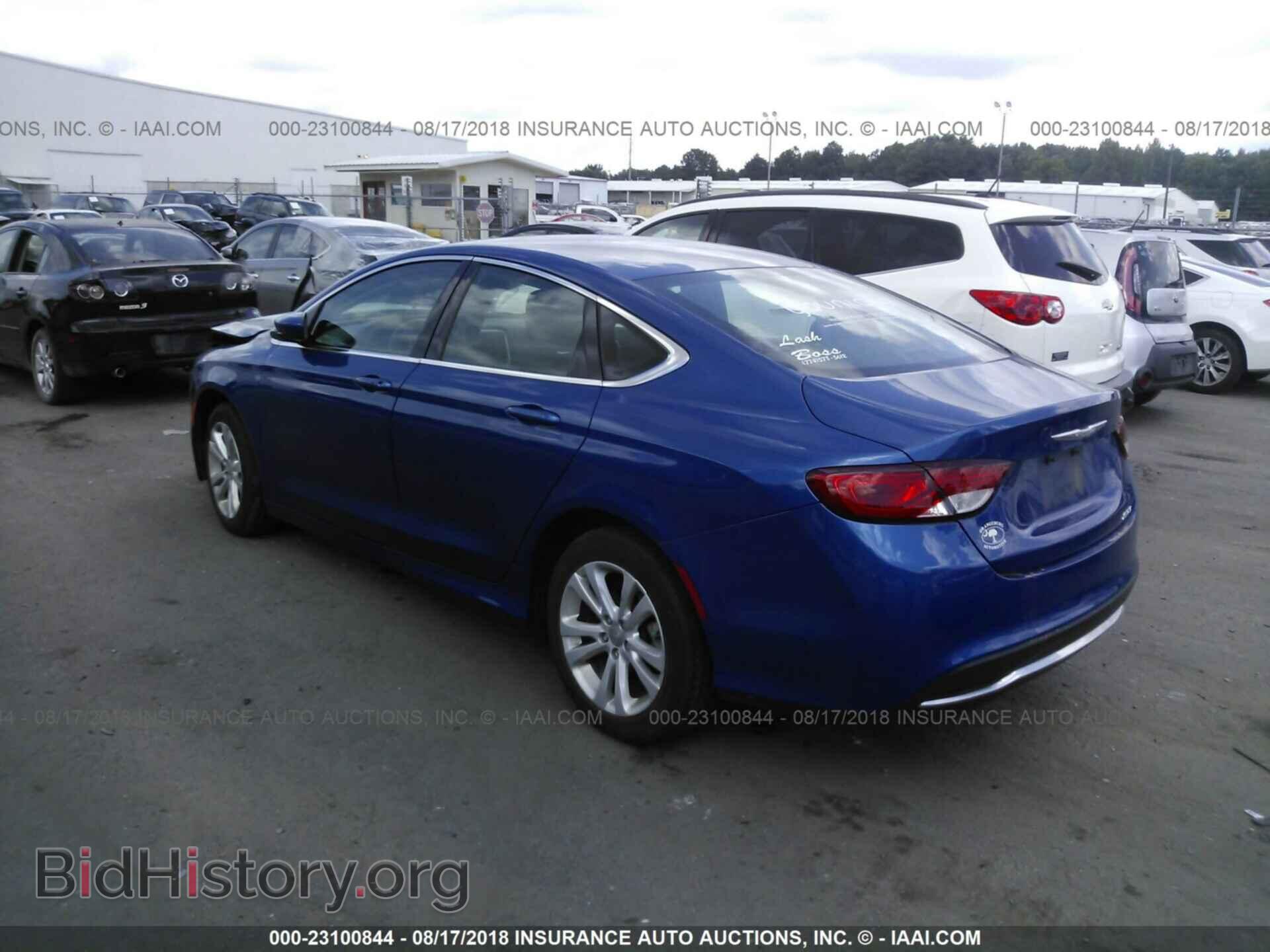 2015 Chrysler 200 - VIN: 1C3CCCAB7FN608930 - Photo 3