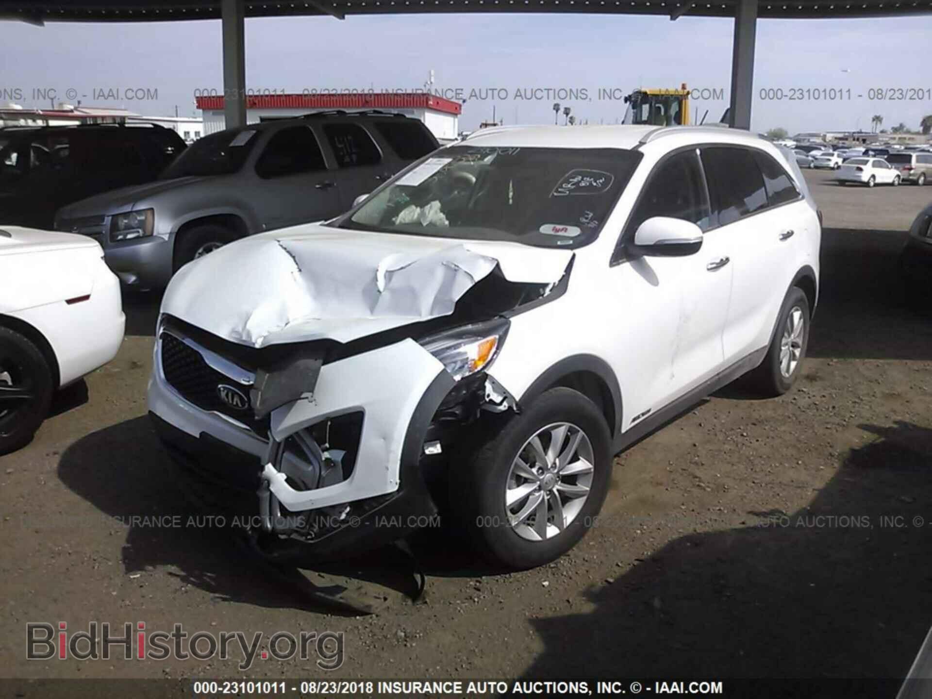 2018 Kia Sorento - VIN: 5XYPGDA59JG340397 - Photo 2