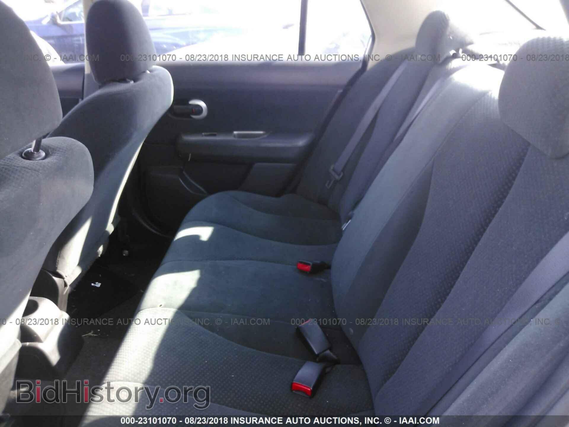 2011 Nissan Versa - VIN: 3N1BC1AP4BL433086 - Фото 8