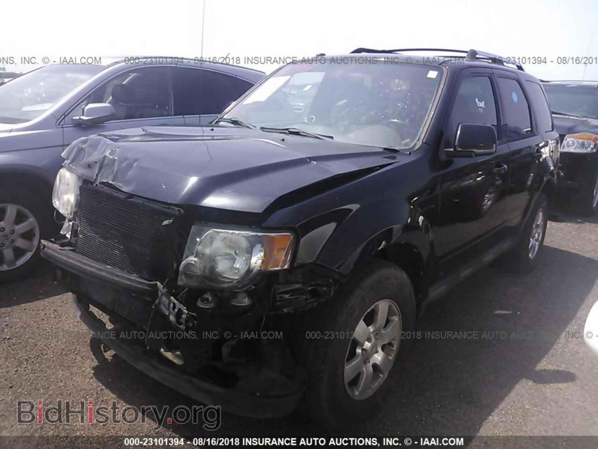 2011 Ford Escape - VIN: 1FMCU9EG6BKB60415 - Photo 2