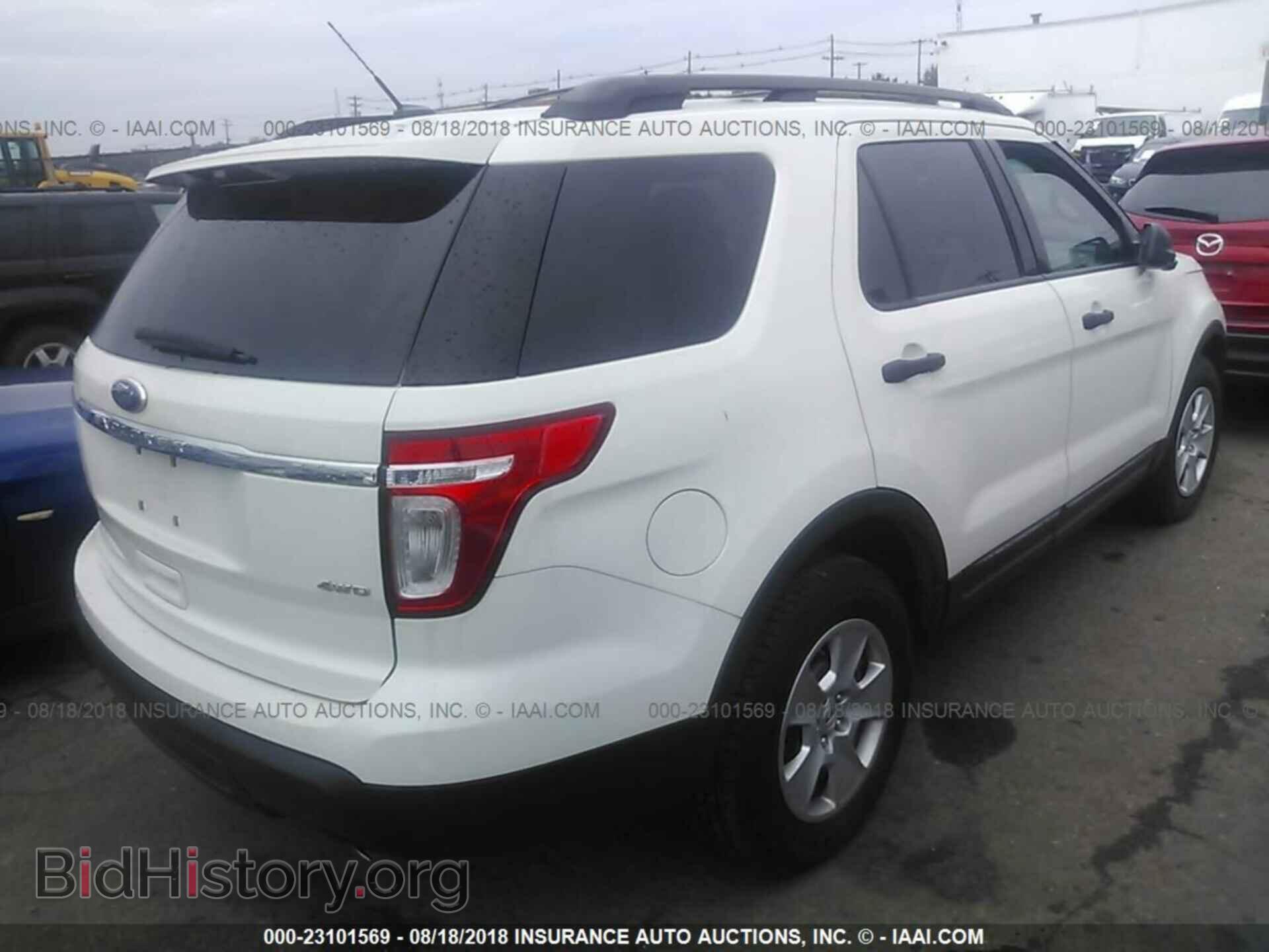 2011 Ford Explorer - VIN: 1FMHK8B85BGA61638 - Фото 4