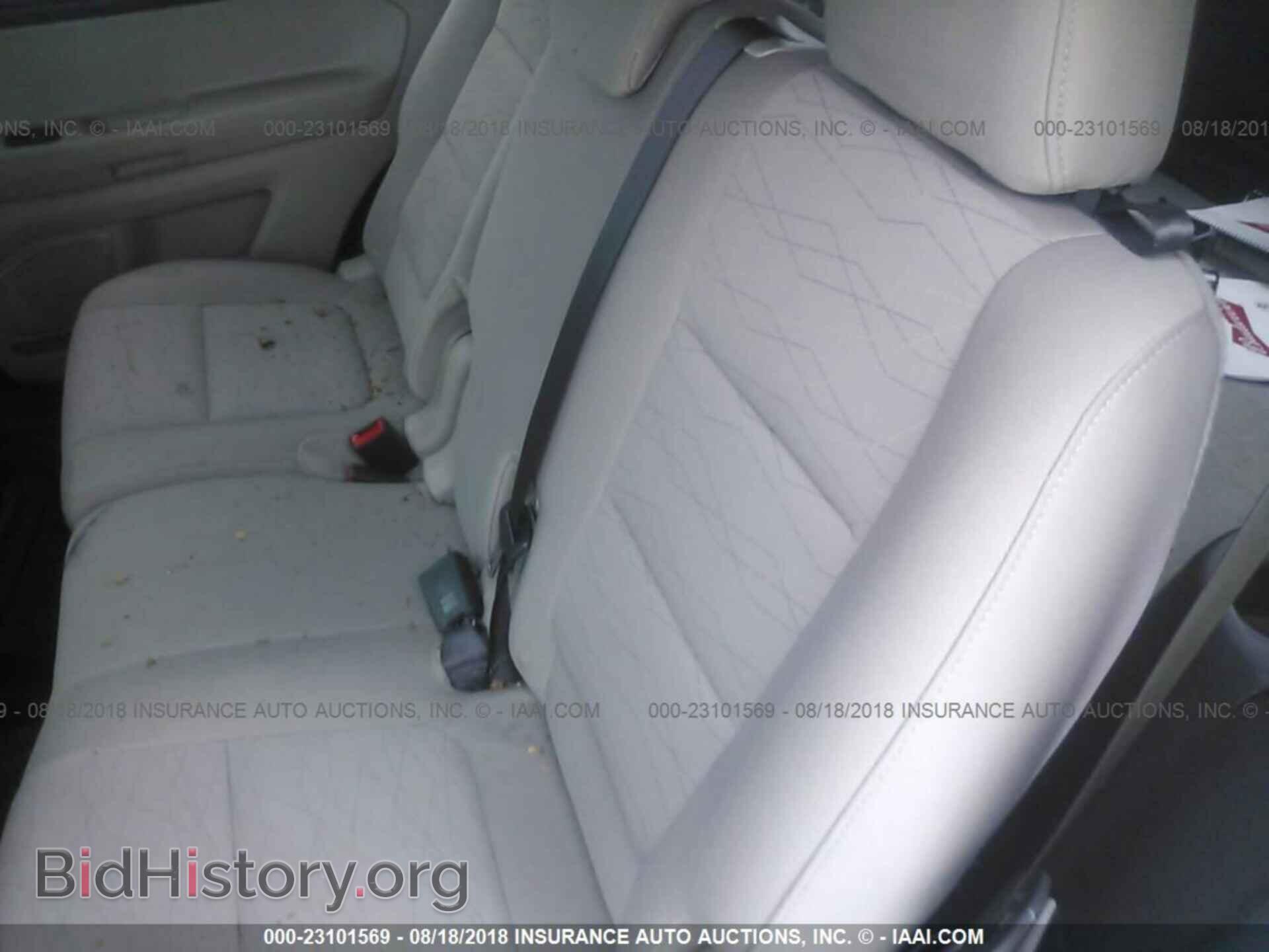 2011 Ford Explorer - VIN: 1FMHK8B85BGA61638 - Фото 8