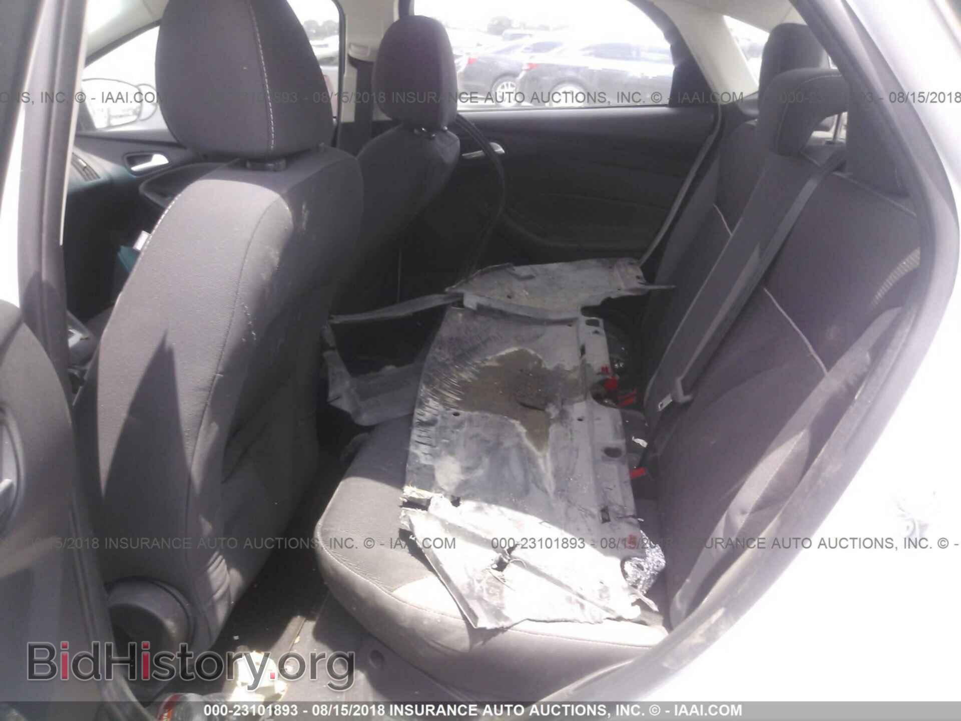 2014 Ford Focus - VIN: 1FADP3F27EL321018 - Photo 8