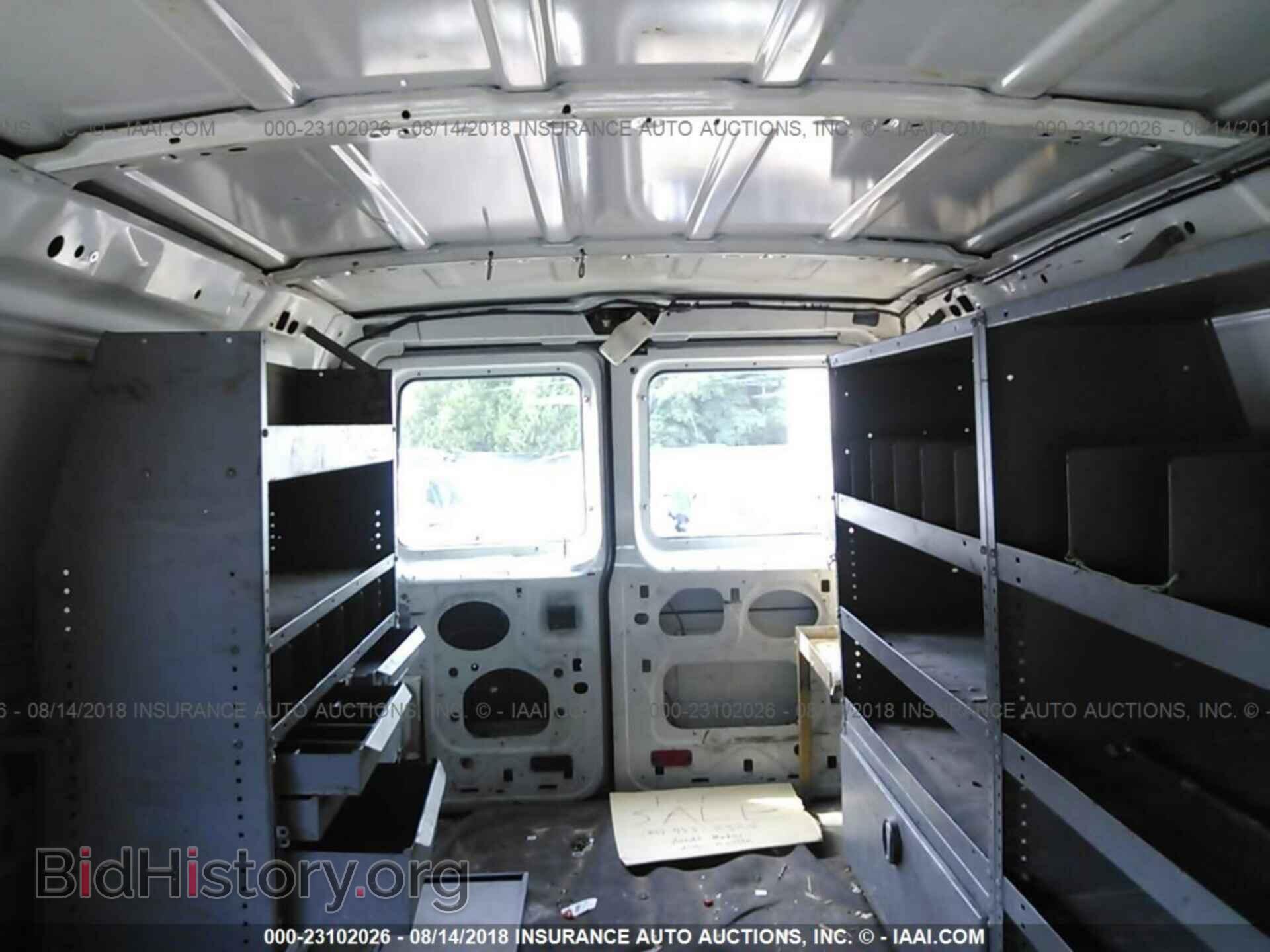 2011 Ford Econoline - VIN: 1FTNE2EL8BDA20045 - Photo 8