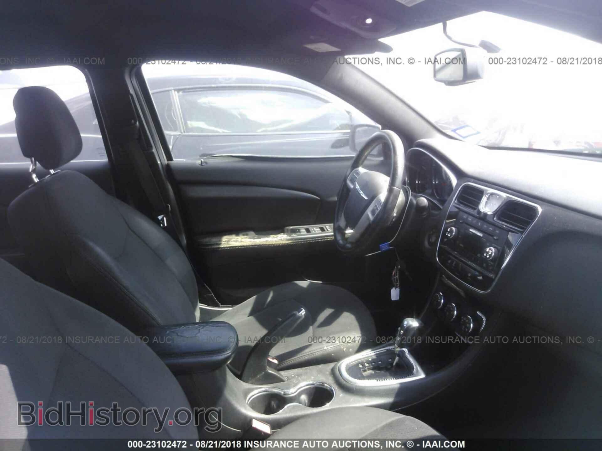 2013 Chrysler 200 - VIN: 1C3CCBBB8DN542636 - Photo 5