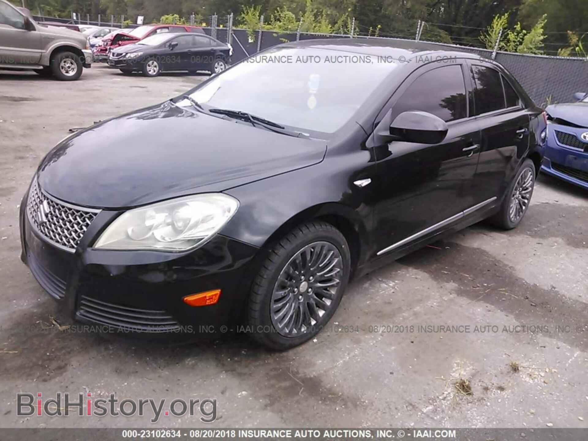 2012 Suzuki Kizashi - VIN: JS2RF9A33C6100815 - Фото 2