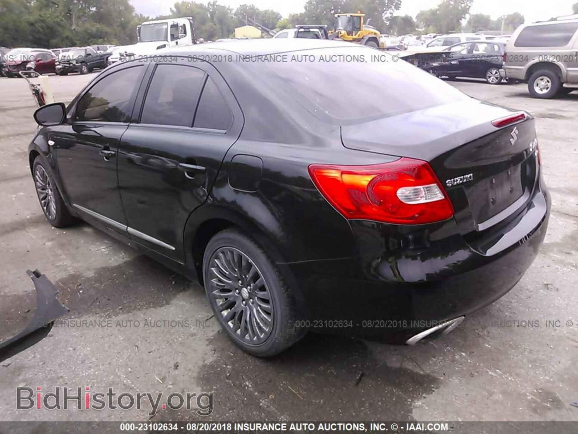 2012 Suzuki Kizashi - VIN: JS2RF9A33C6100815 - Фото 3