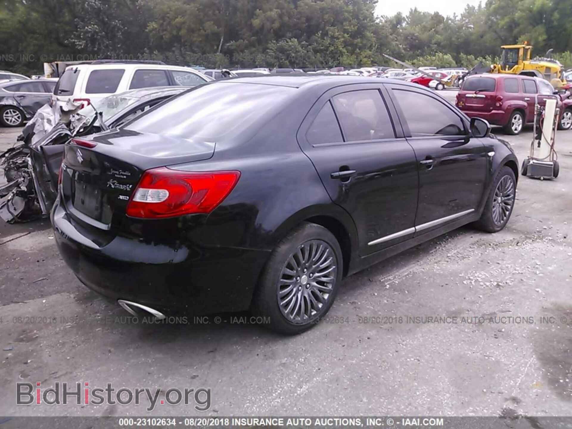 2012 Suzuki Kizashi - VIN: JS2RF9A33C6100815 - Фото 4