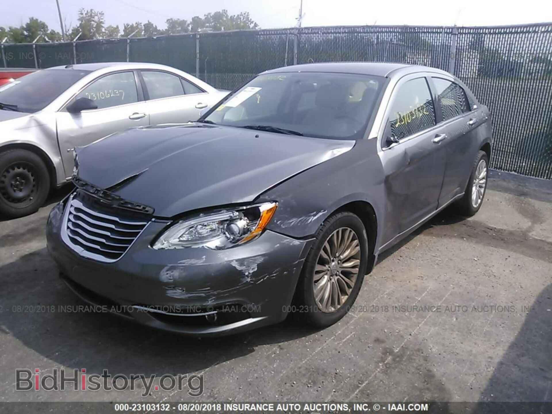 2012 Chrysler 200 - VIN: 1C3CCBCBXCN162968 - Фото 2