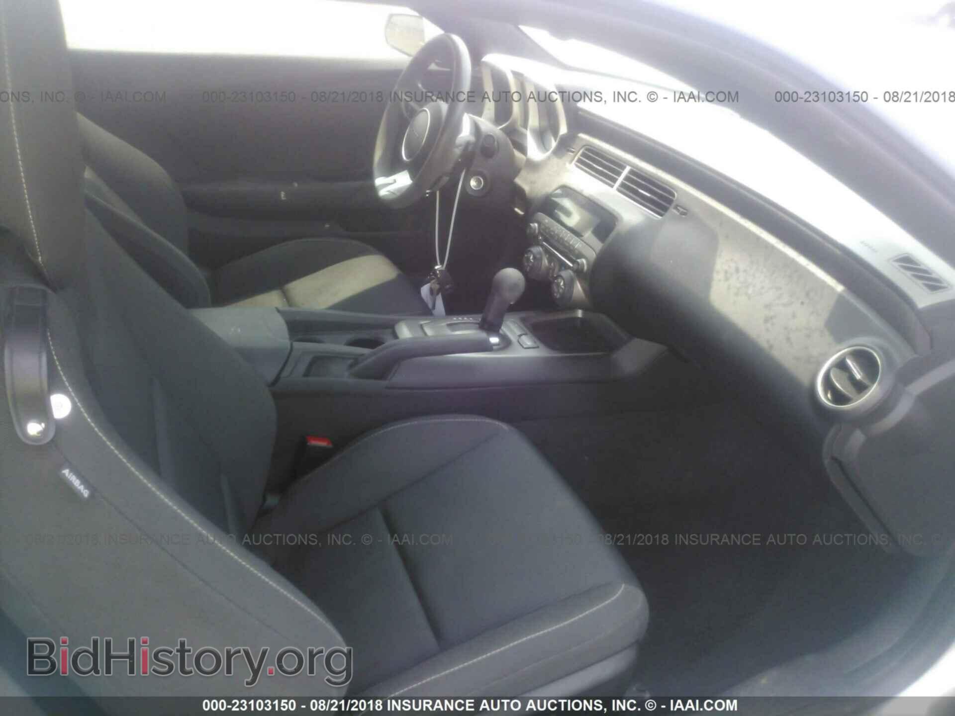 2011 Chevrolet Camaro - VIN: 2G1FB1ED9B9172048 - Фото 5