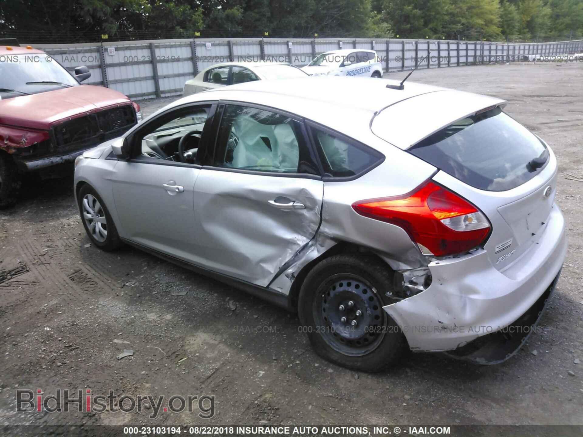 2012 Ford Focus - VIN: 1FAHP3K21CL453695 - Фото 3