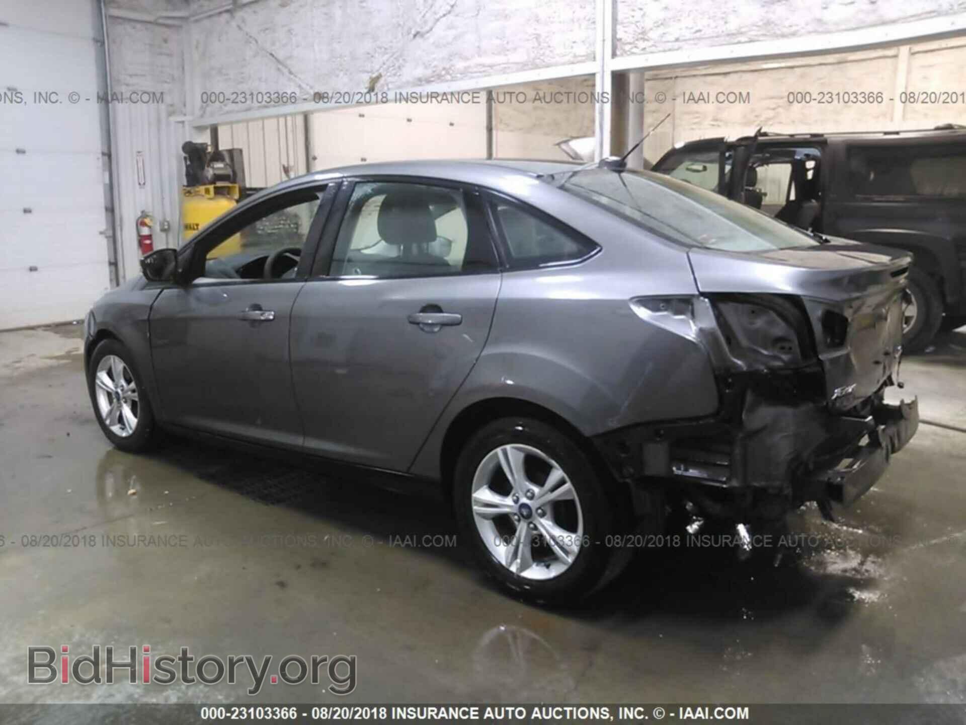 2013 Ford Focus - VIN: 1FADP3F22DL107178 - Фото 3