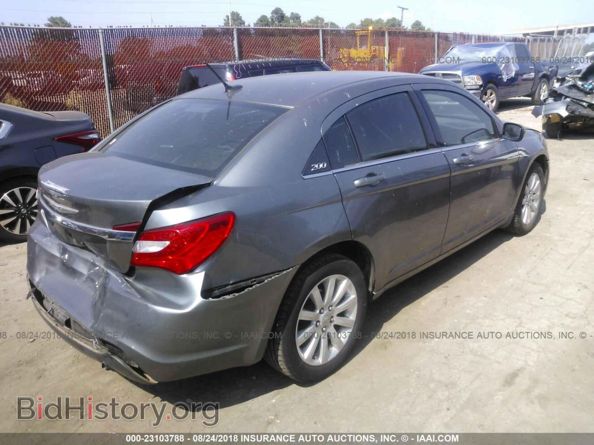 2013 Chrysler 200 - VIN: 1C3CCBBB4DN547185 - Photo 4