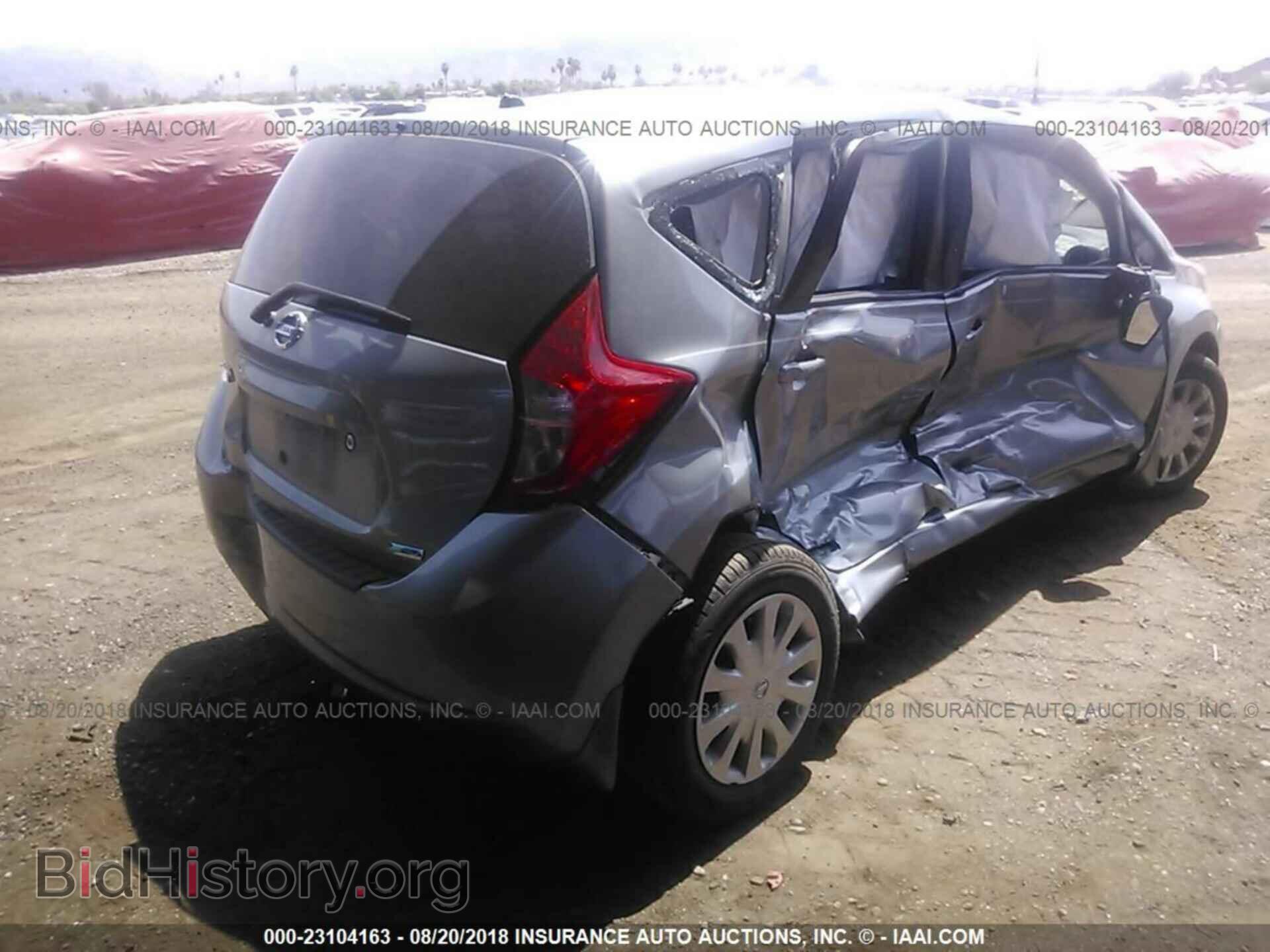 2015 Nissan Versa note - VIN: 3N1CE2CP2FL447317 - Photo 4