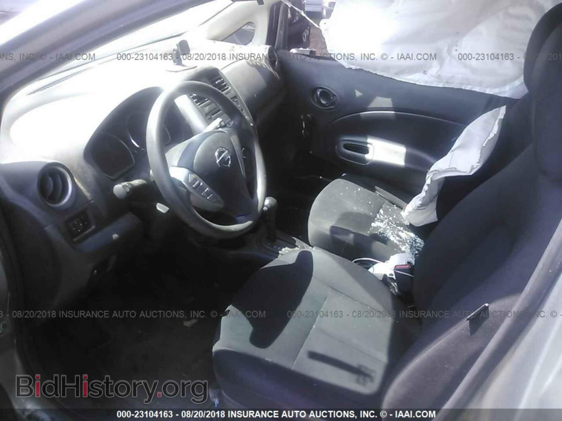 2015 Nissan Versa note - VIN: 3N1CE2CP2FL447317 - Photo 5