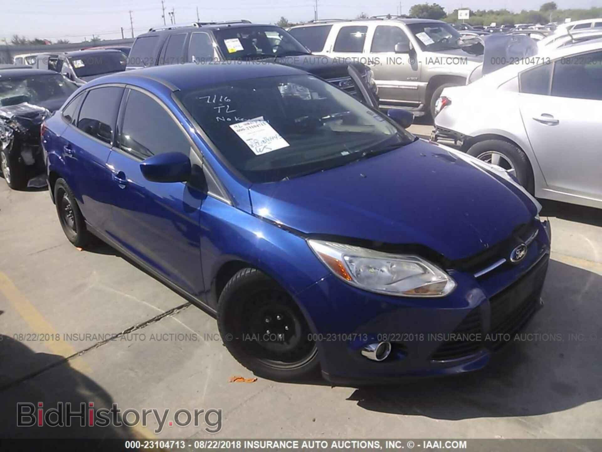 Photo 1FAHP3F2XCL476015 - Ford Focus 2012