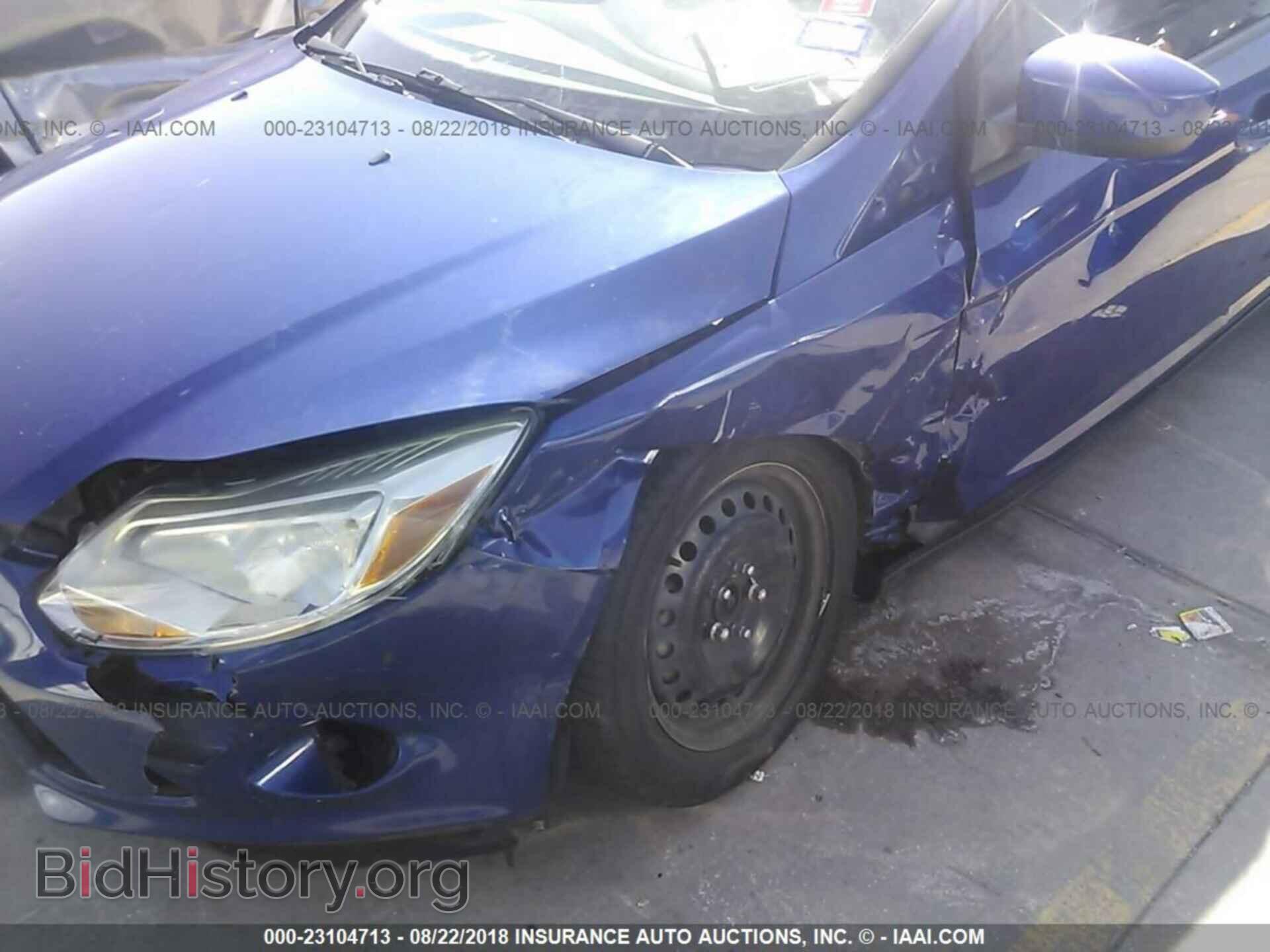 2012 Ford Focus - VIN: 1FAHP3F2XCL476015 - Photo 6