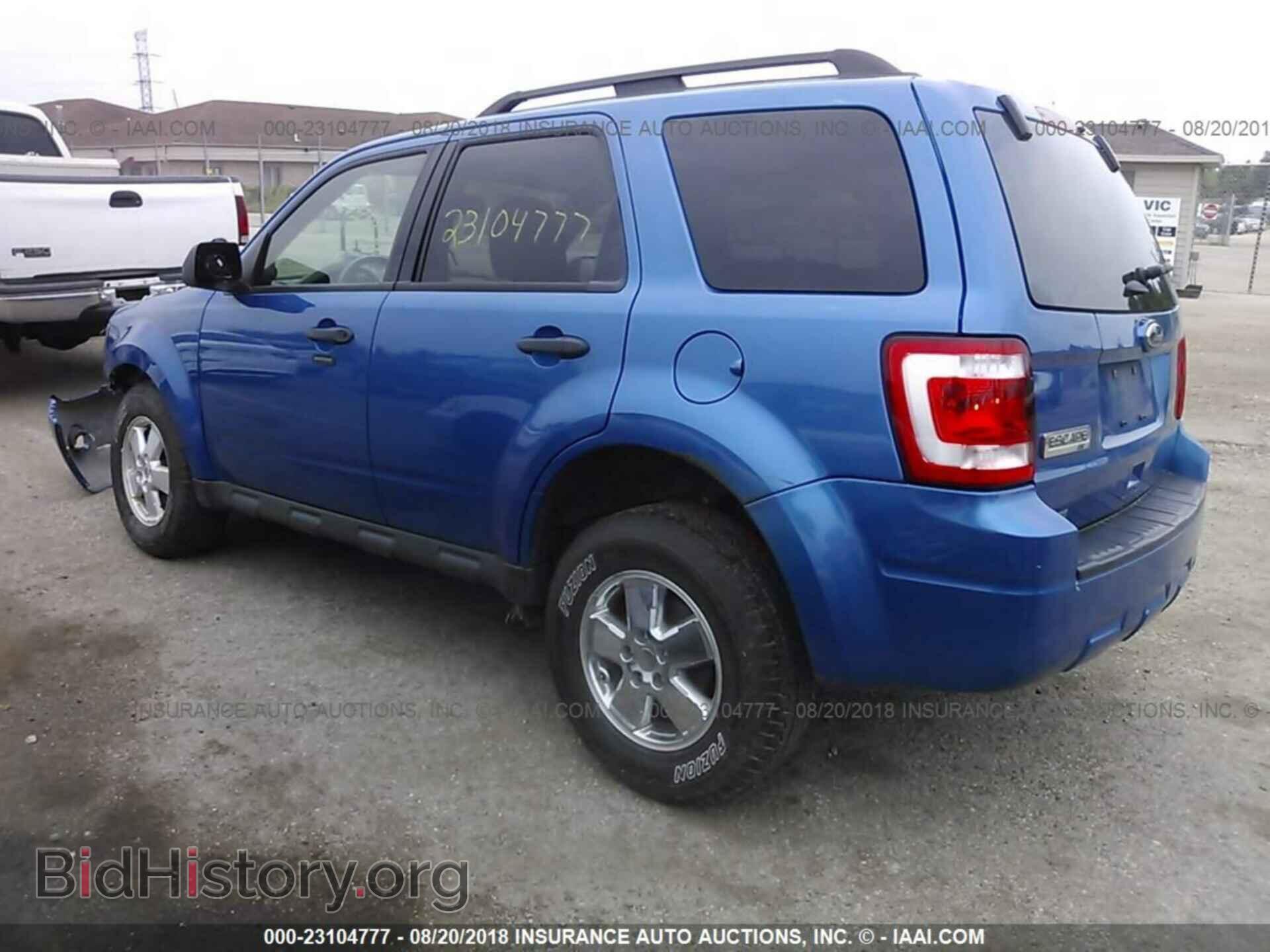 2012 Ford Escape - VIN: 1FMCU9D70CKA04468 - Photo 3