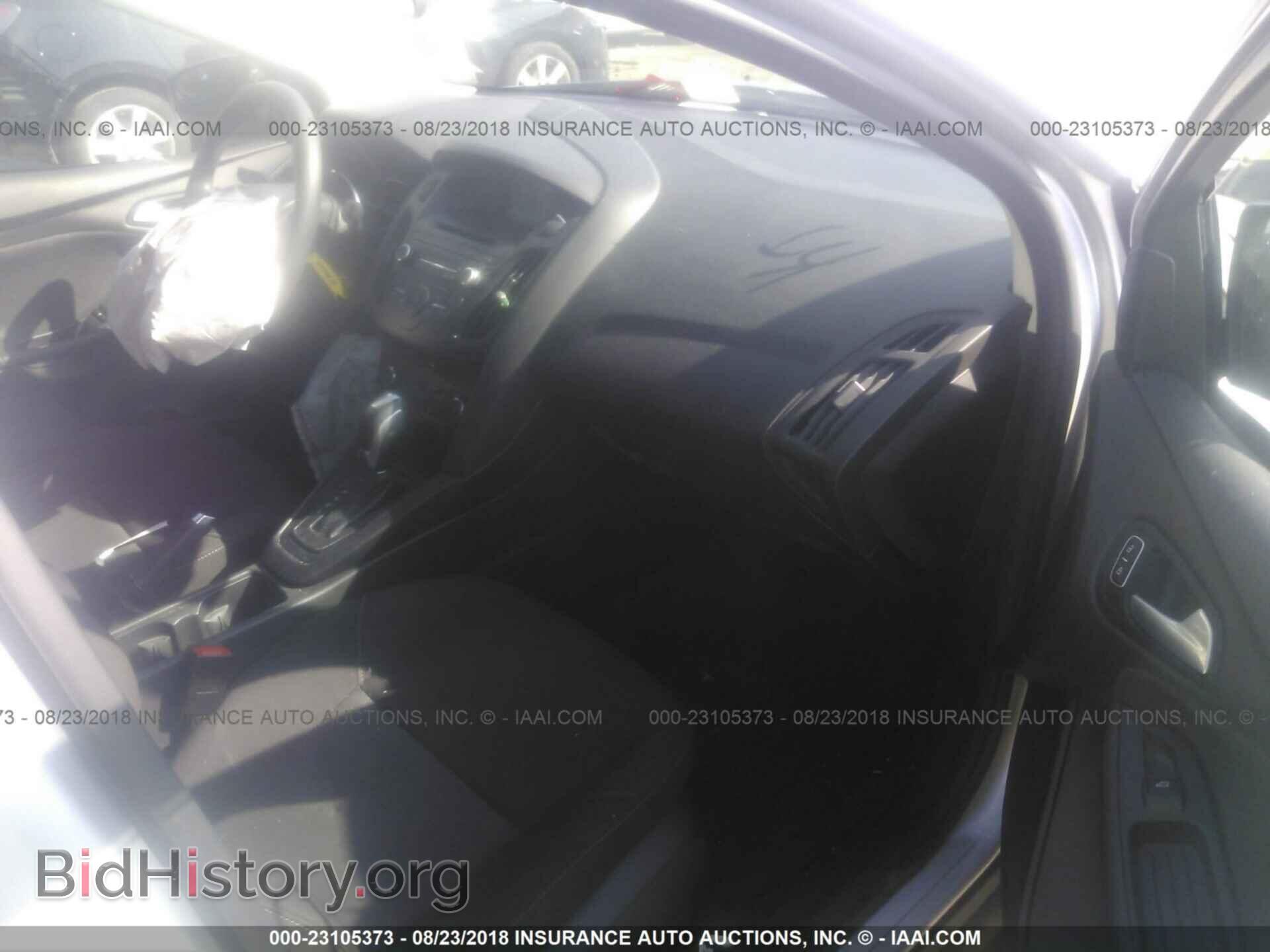 2015 Ford Focus - VIN: 1FADP3F27FL276163 - Photo 5