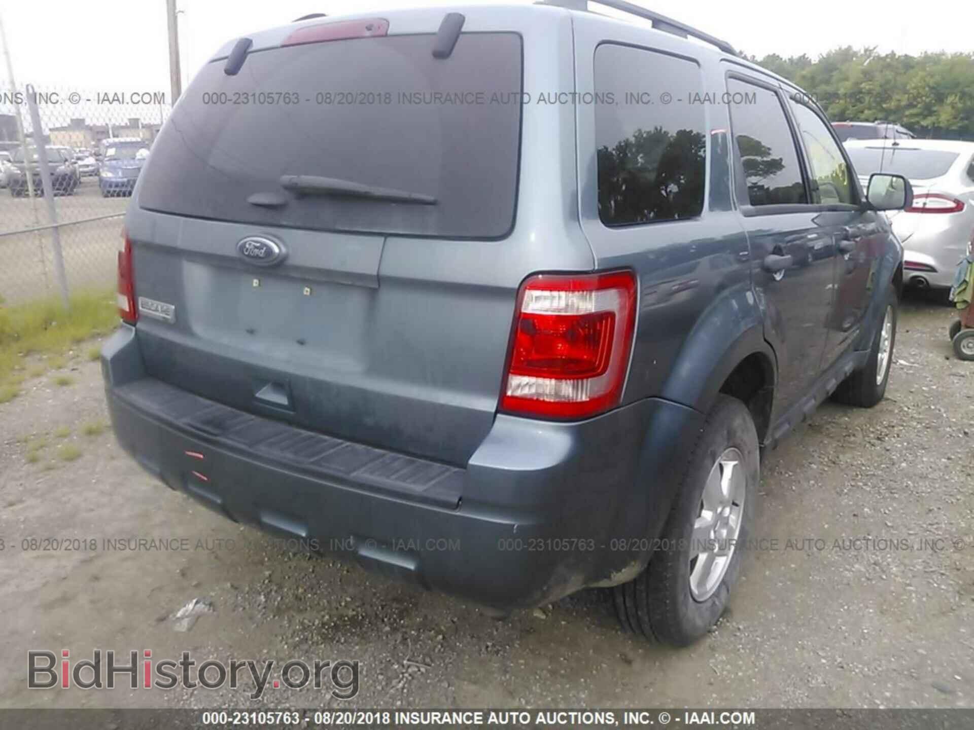 2012 Ford Escape - VIN: 1FMCU0D74CKB01524 - Photo 4