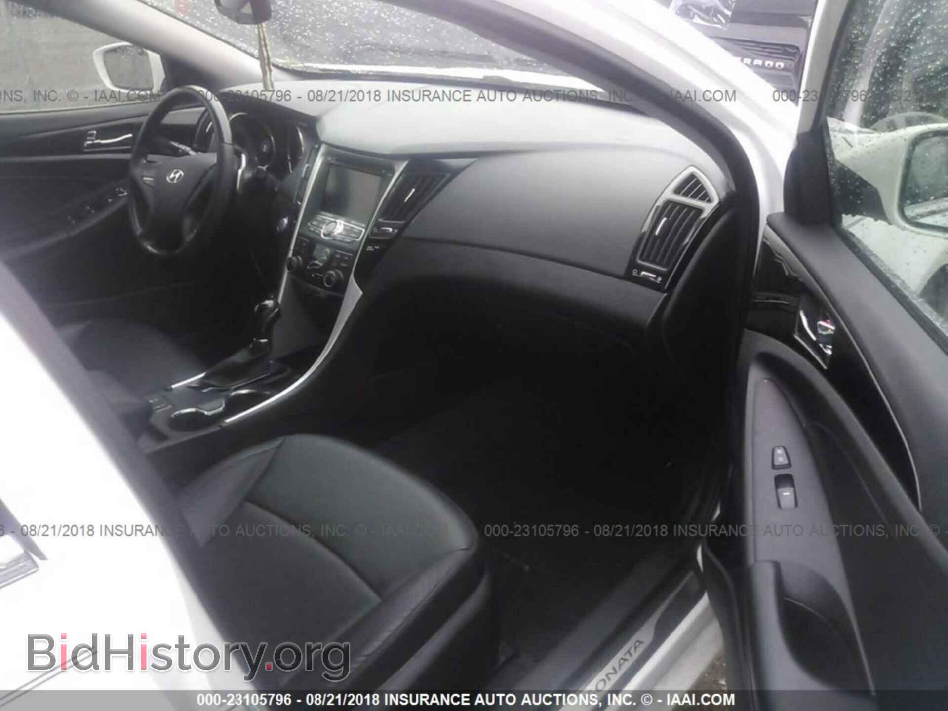 2012 Hyundai Sonata - VIN: 5NPEC4AB3CH392659 - Photo 5