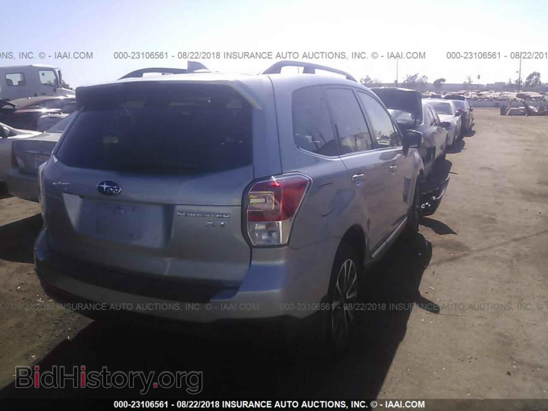 2017 Subaru Forester - VIN: JF2SJGWC2HH486809 - Фото 4