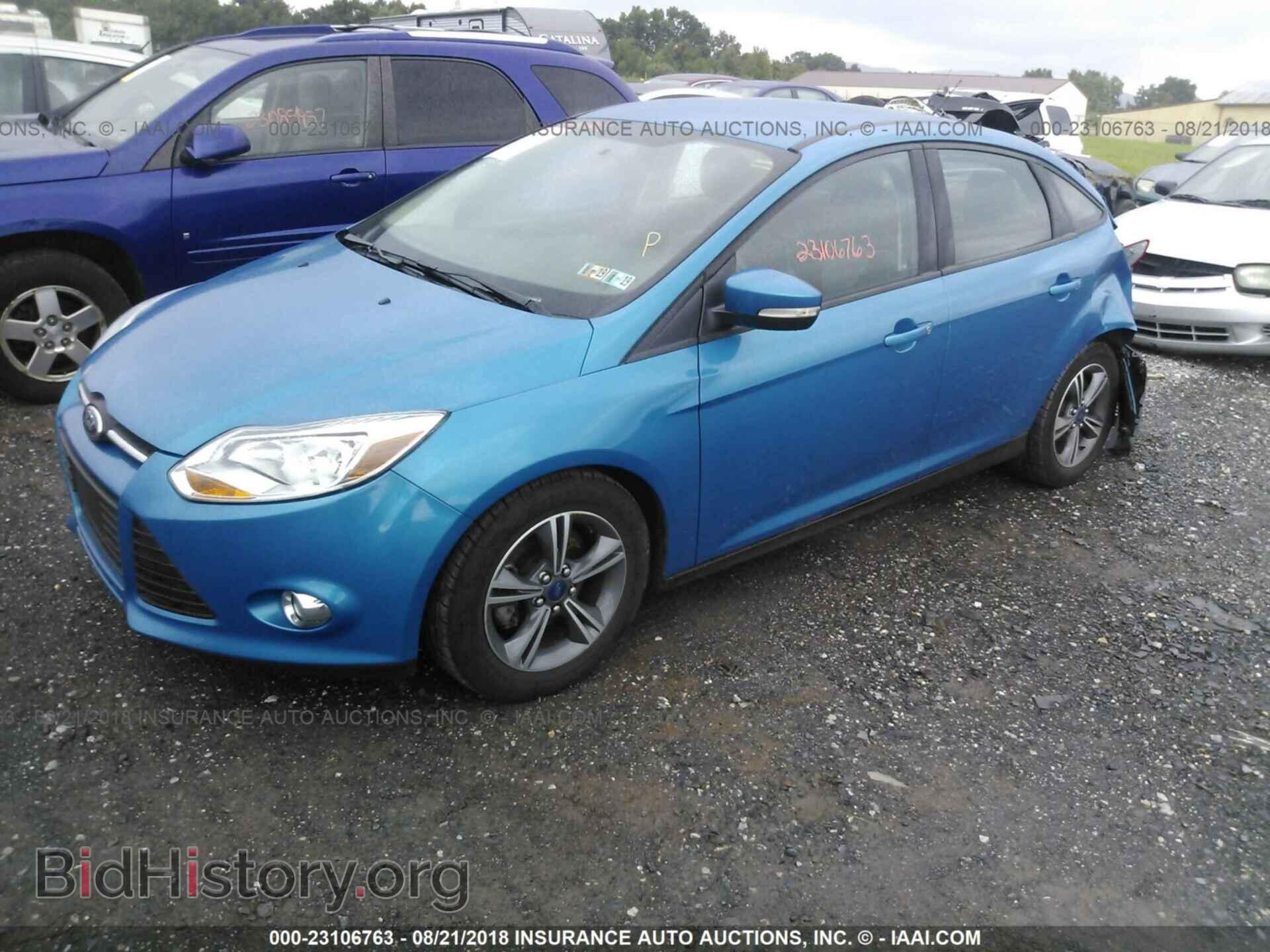 2014 Ford Focus - VIN: 1FADP3F24EL344899 - Photo 2