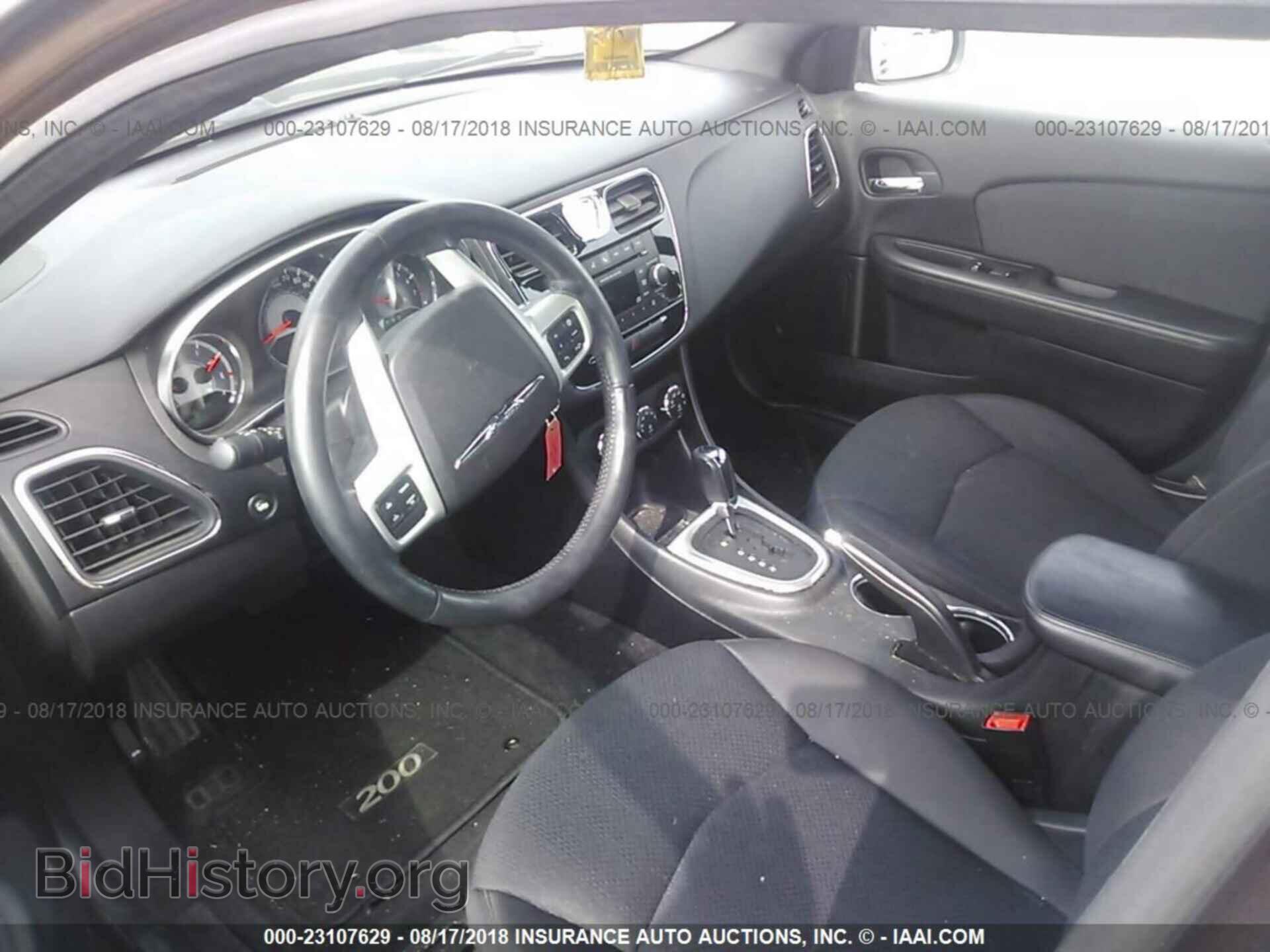 2012 Chrysler 200 - VIN: 1C3CCBBG3CN329054 - Фото 5
