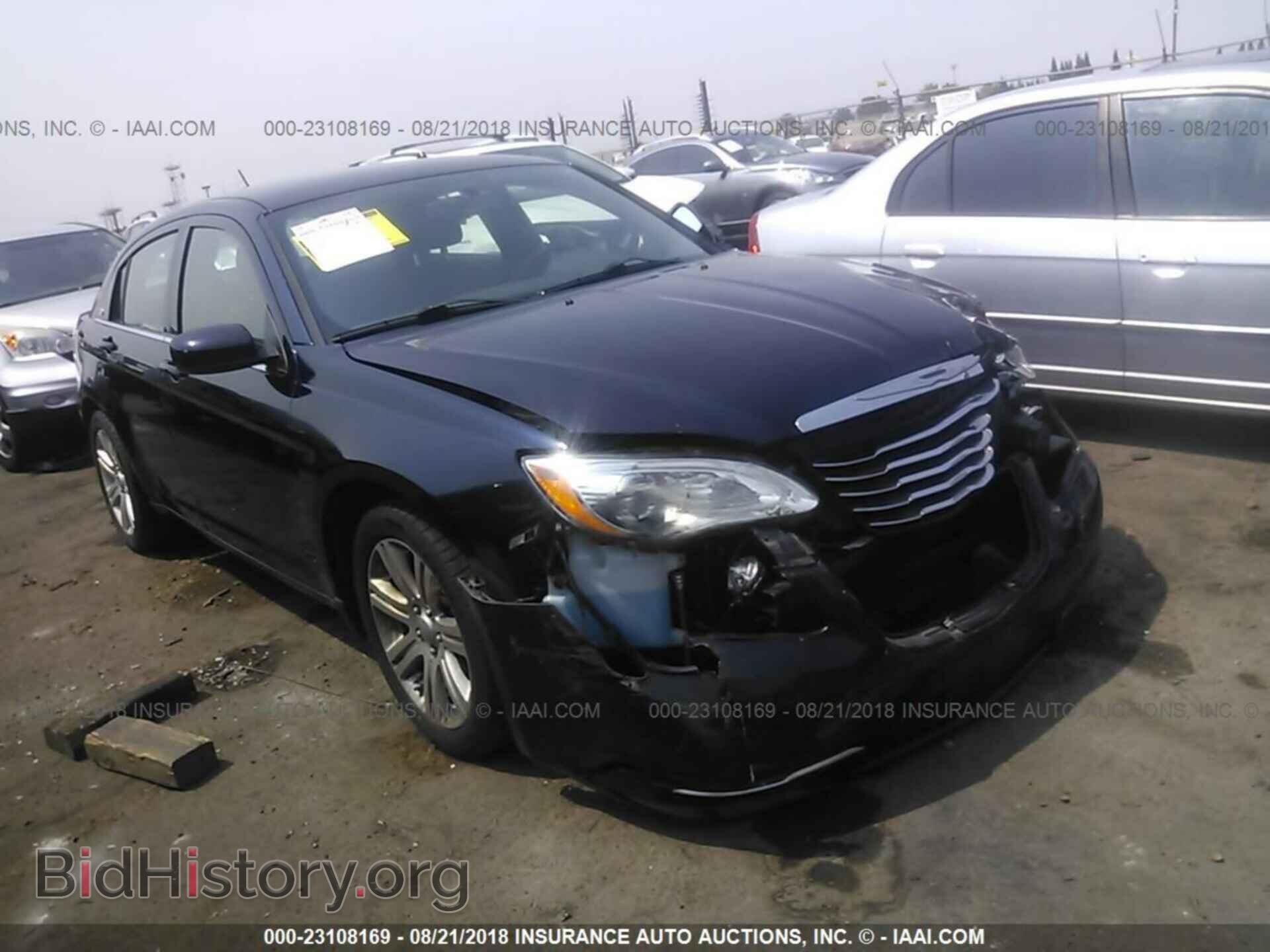 Фотография 1C3CCBBB9CN300324 - Chrysler 200 2012