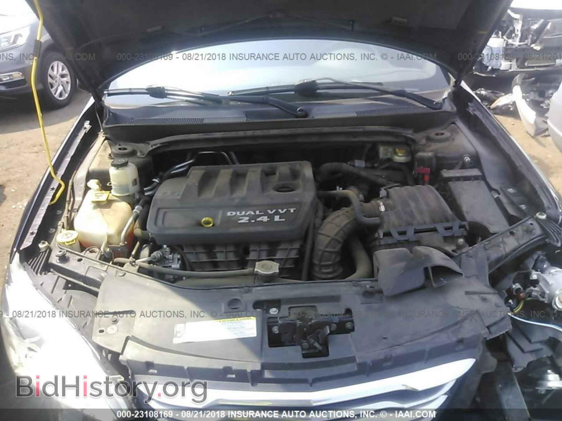 2012 Chrysler 200 - VIN: 1C3CCBBB9CN300324 - Фото 10