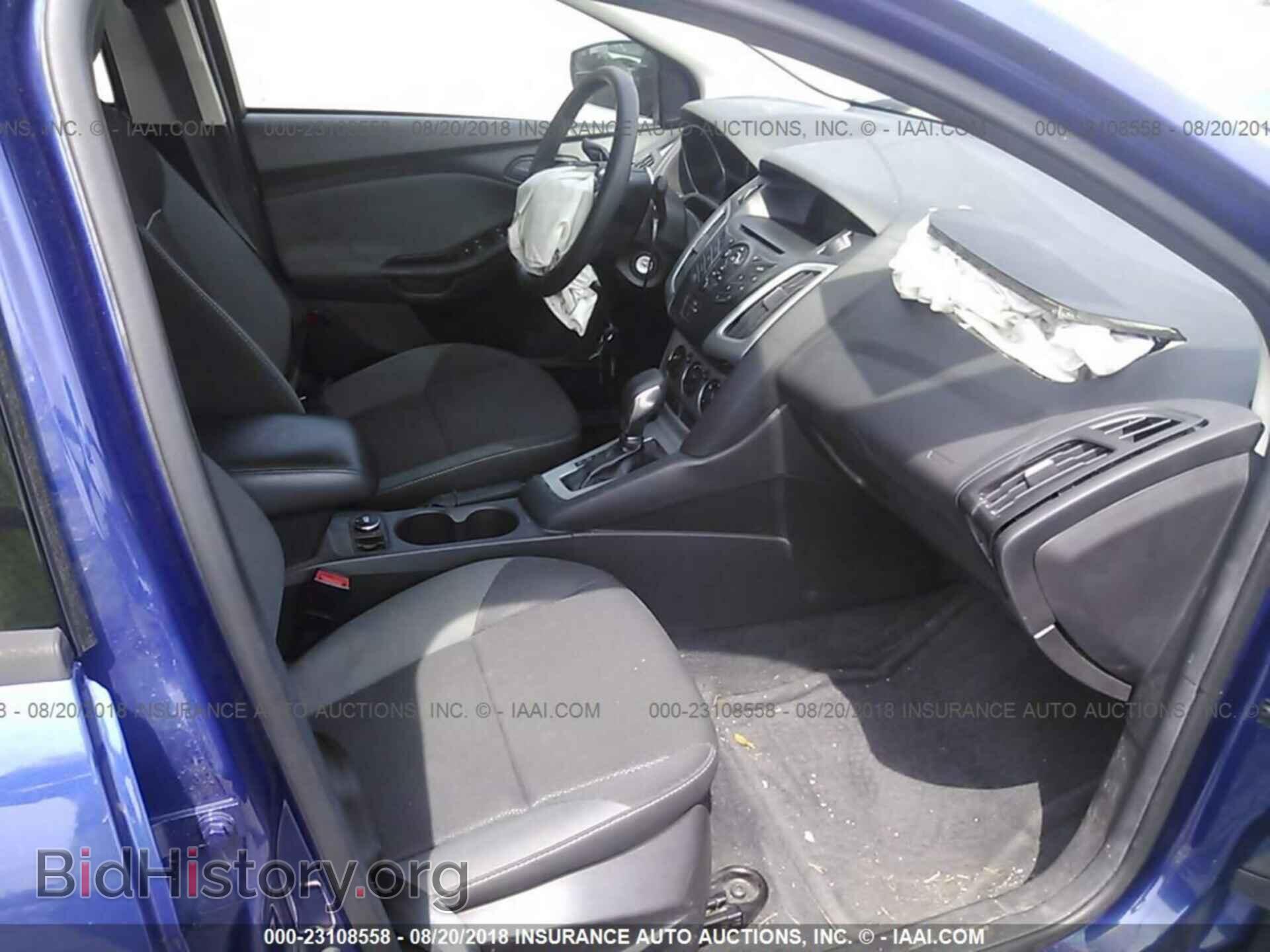 2012 Ford Focus - VIN: 1FAHP3F28CL361252 - Photo 5