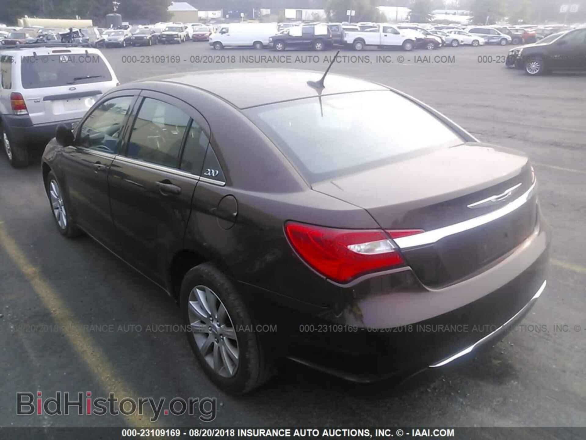 2013 Chrysler 200 - VIN: 1C3CCBBB1DN762684 - Фото 3