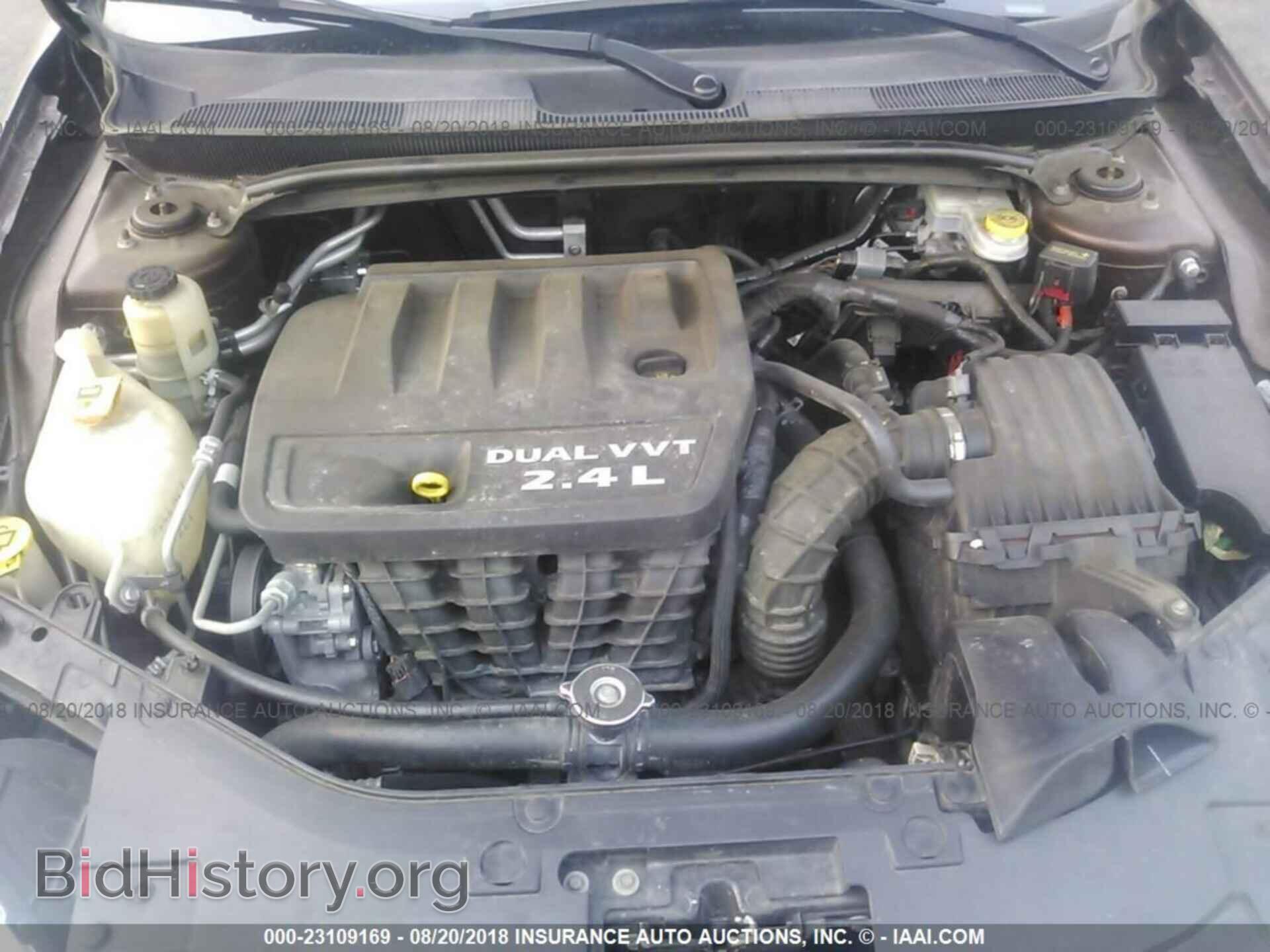 2013 Chrysler 200 - VIN: 1C3CCBBB1DN762684 - Фото 10