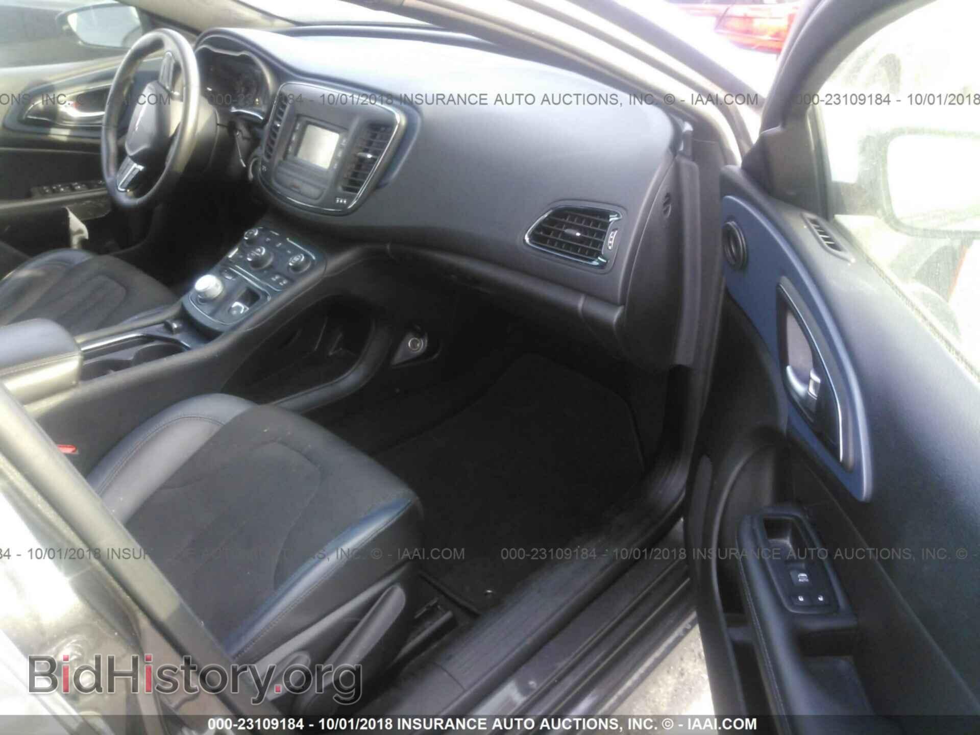 2015 Chrysler 200 - VIN: 1C3CCCBBXFN546437 - Фото 5