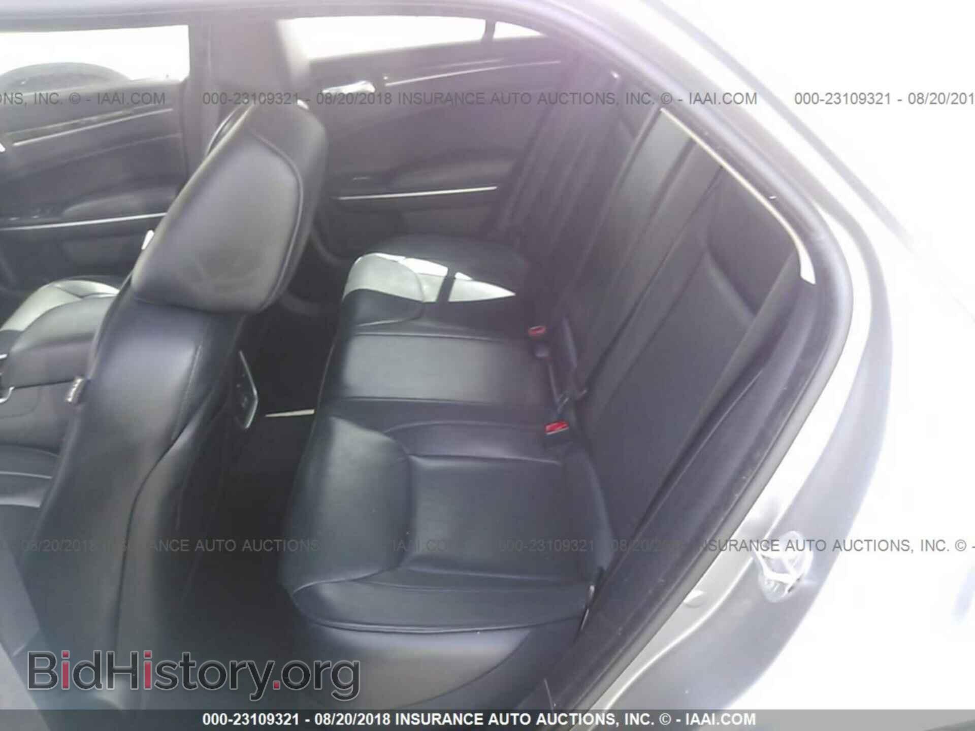 2016 Chrysler 300c - VIN: 2C3CCAEG0GH147624 - Фото 8