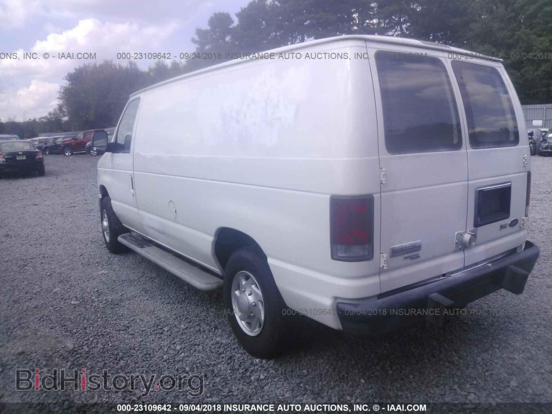 2011 Ford Econoline - VIN: 1FTNE2EW9BDA57583 - Фото 3