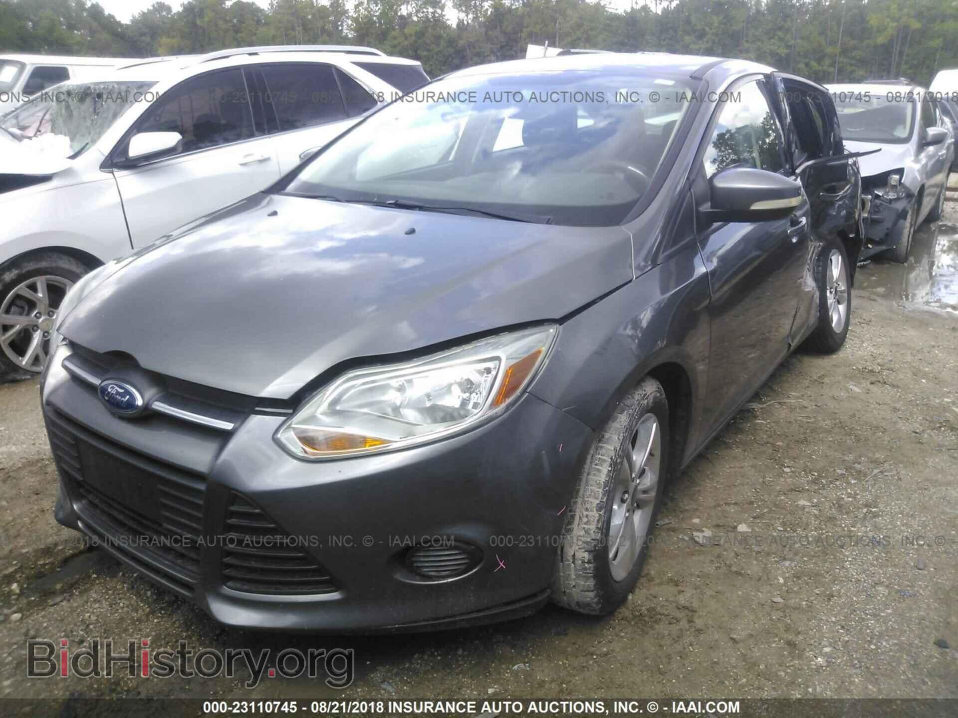 2013 Ford Focus - VIN: 1FADP3F21DL379334 - Photo 2