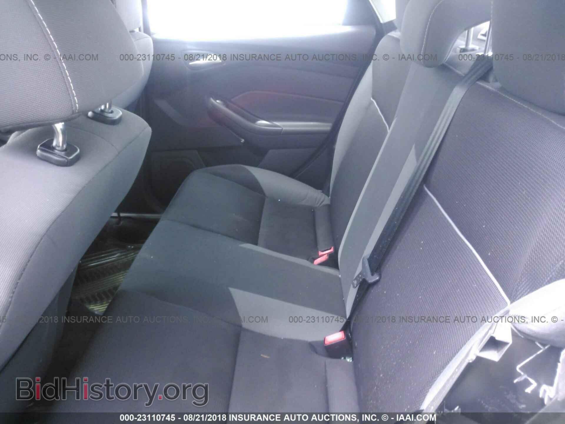 2013 Ford Focus - VIN: 1FADP3F21DL379334 - Photo 8