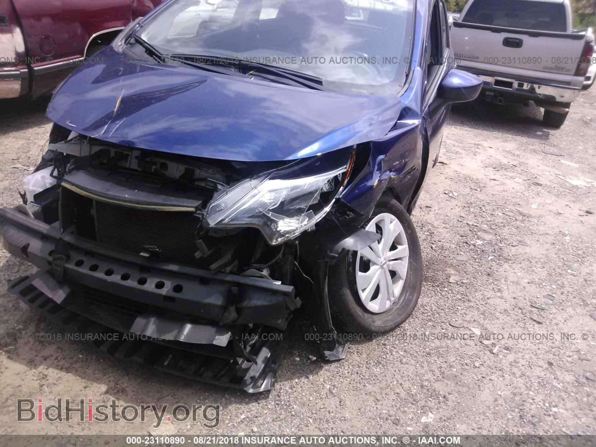 2017 Nissan Versa note - VIN: 3N1CE2CPXHL356900 - Photo 6