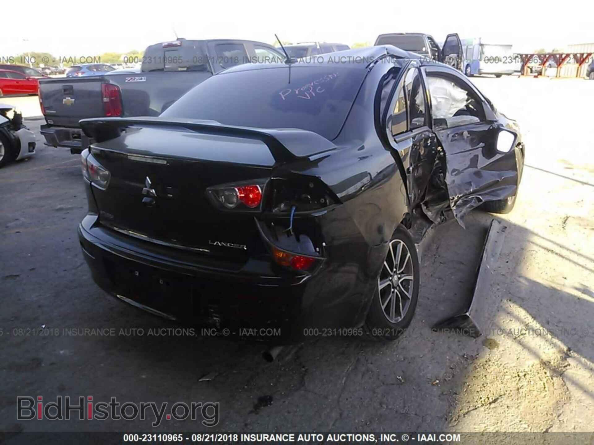 2017 Mitsubishi Lancer - VIN: JA32U2FU0HU014857 - Фото 4