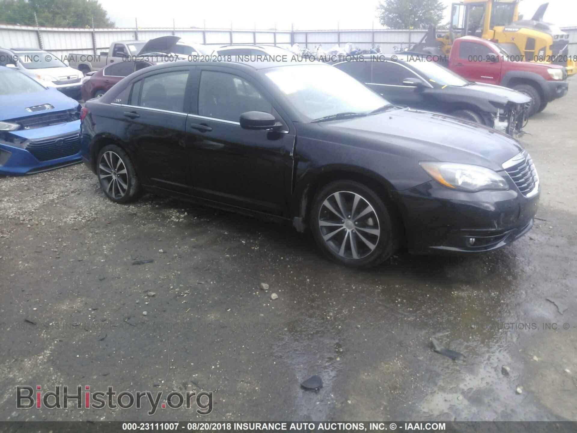 Photo 1C3CCBBB1DN542140 - Chrysler 200 2013