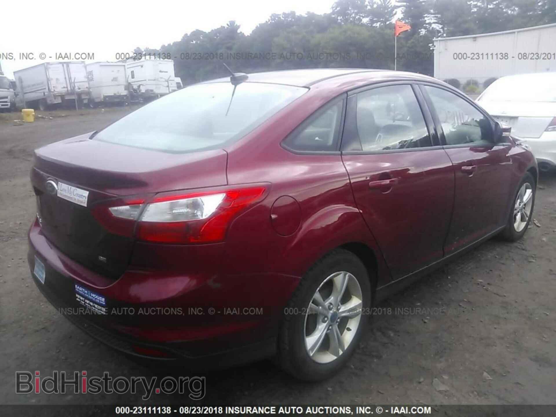 2013 Ford Focus - VIN: 1FADP3F25DL193215 - Photo 4