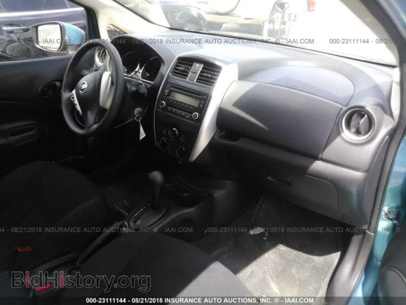 2016 Nissan VERSA NOTE (VIN 3N1CE2CP3GL390630) — фото 5 из 10