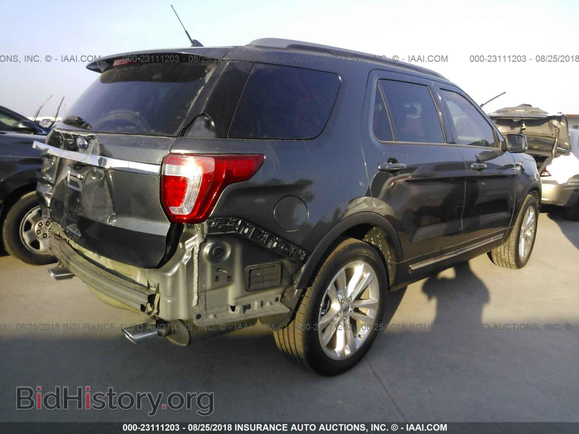 2018 Ford Explorer - VIN: 1FM5K7D88JGB03311 - Photo 4