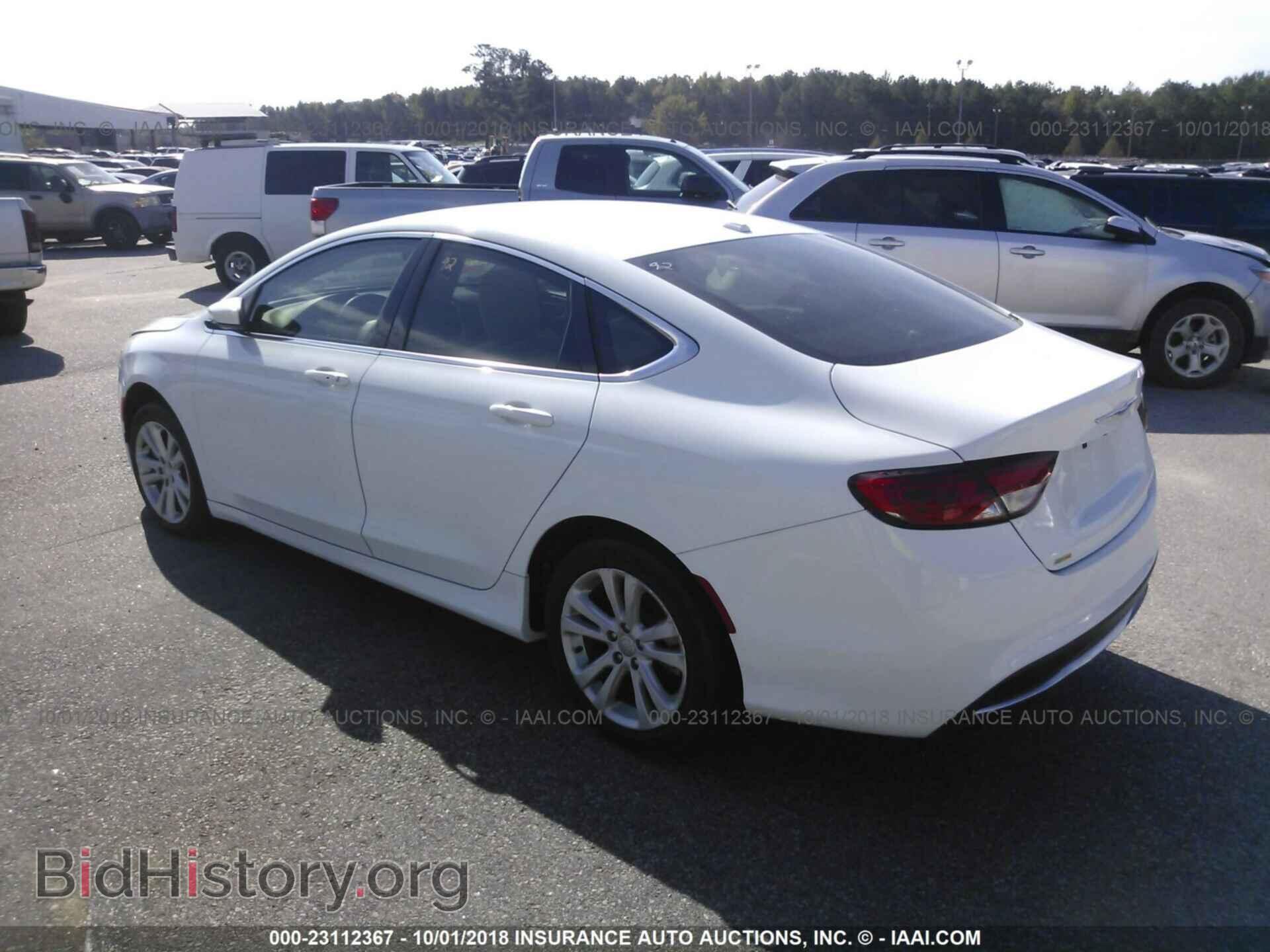 2015 Chrysler 200 - VIN: 1C3CCCAB8FN612288 - Photo 3