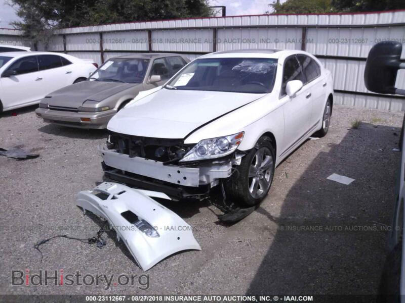 2011 Lexus LS (VIN JTHBL5EF9B5107661) — photo 2 of 10